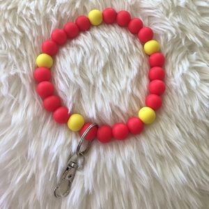 Silicone wristlet